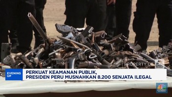 Video: Presiden Peru Musnahkan 8.200 Senjata Ilegal
