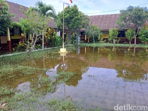 Kepsek Curhat SDN Pamarican 2 Kota Serang Tiap Tahun Kebanjiran: Ganggu Belajar