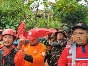 Daftar 20 Korban Longsor Cilacap yang Masih Hilang
