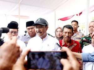 Kemensos Latih 200 KPM di Bogor Olah Pelepah Pisang buat Tambah Penghasilan