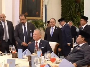 Momen Prabowo-Gibran-Raja Yordania Semeja Saat Dinner di Istana