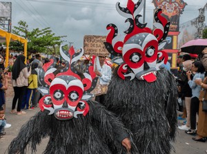 Tarian Babukung, Ritual Kematian Adat Dayak Tomun yang Sarat Nilai Budaya