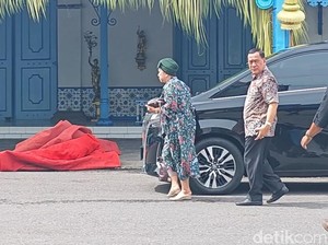 Gusti Moeng Tiba di Keraton Solo Jelang Jumenengan PB XIV Purbaya