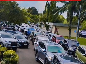 Parkir di Bandara SMB II Akan Diterapkan Buka Tutup Jika Antrean Panjang