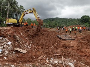 Kementerian PU Kerahkan Bantuan-Alat Berat untuk Korban Longsor Cilacap