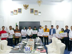Pemkab Takalar Salurkan Rp 1,1 Miliar Bantuan Keuangan ke 11 Parpol