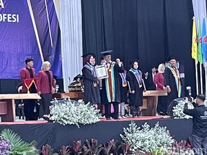 Universitas Safin Pati Wisuda 224 Mahasiswa, Bukti Kampus Terus Berkembang