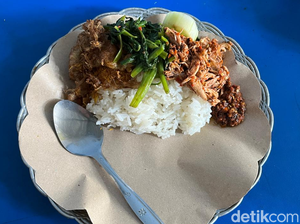 Mencicipi Nasi Ayam Serelemo Rumahan di Denpasar, Melegenda Sejak 2011