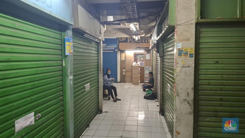 Kondisi Pasar Pramuka yang Mulai Kondusif Kembali Setelah Sempat Ricuh Akibat Kekecewaan Pedagang Akibat Kenaikan Tarif Sewa Kios. (CNBC Indonesia/Chandra)