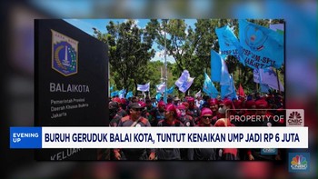 Video: Buruh Geruduk Balai Kota, Tuntut Kenaikan UMP Jadi Rp 6 Juta