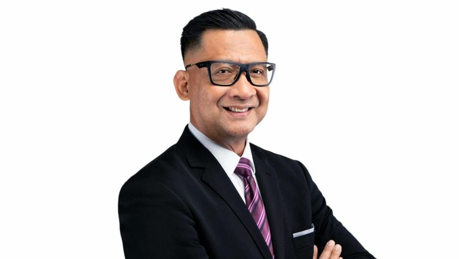 Direktur Operasional dan Teknologi Informasi bank bjb Ayi Subarna