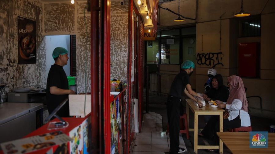 District Blok M yang sempat sepi ditinggal pedagang karena menolak kenaikan harga sewa, kini sudah diisi kembali oleh pedagang. (CNBC Indonesia/Faisal Rahman)