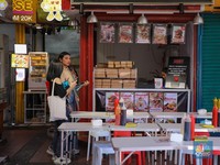 District Blok M yang sempat sepi ditinggal pedagang karena menolak kenaikan harga sewa, kini sudah diisi kembali oleh pedagang.  (CNBC Indonesia/Faisal Rahman)
