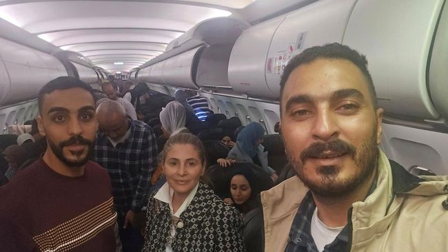 Bawa RI, Kronologi Geger Warga Gaza Tiba-Tiba Diterbangkan ke Afsel