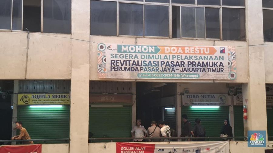 Kondisi Pasar Pramuka yang Mulai Kondusif Kembali Setelah Sempat Ricuh Akibat Kekecewaan Pedagang Akibat Kenaikan Tarif Sewa Kios. (CNBC Indonesia/Chandra)