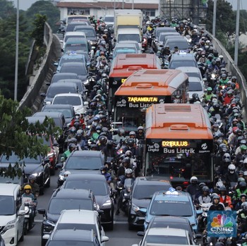 Macet Horor TB Simatupang Mendadak Muncul Lagi, Ini Biang Keroknya