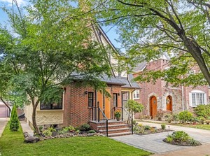 Rumah Masa Kecil Donald Trump yang Sempat Terlantar Kini Dijual Rp 38 M