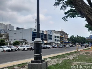 Dishub soal Jukir di Lapangan Merdeka Medan Naikkan Tarif: Lapor Via WhatsApp