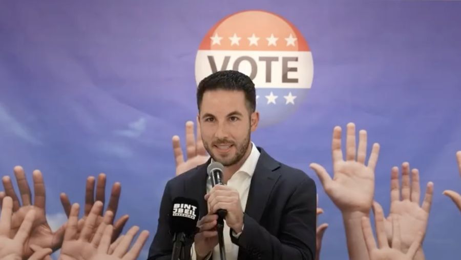 Walikota Dearborn Abdullah Hammoud menang dalam pemilihan ulang. (Instagram/ahammoudmi)