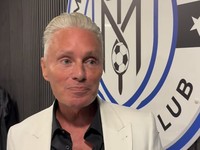 Tak Mau Punya Anak Jelek, Miliarder Ambil Langkah Tak Diduga