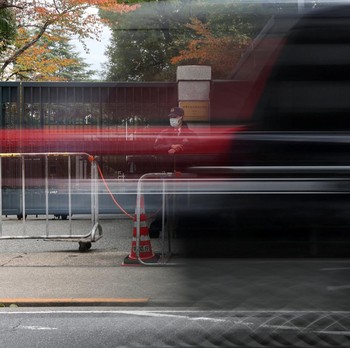 Situasi Memanas, Jepang Keluarkan Peringatan Bepergian ke China