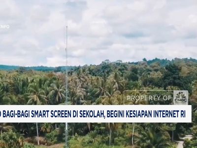 Video: Prabowo Bagi-bagi Smart Screen, Begini Kesiapan Internet RI