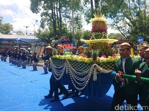 Melihat Prosesi Upacara Adat Bersih Nagari, Hari Jadi ke-820 Tulungagung
