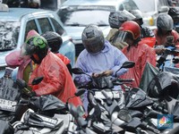 BMKG Kasih Warning Potensi Hujan Sangat Lebat di 26 Desember-1 Januari