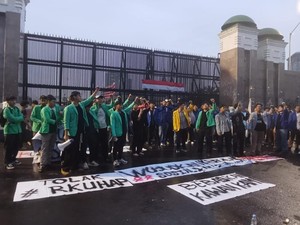 Mahasiswa Demo Tolak KUHAP Baru di DPR, Mau Ajukan Gugatan ke MK