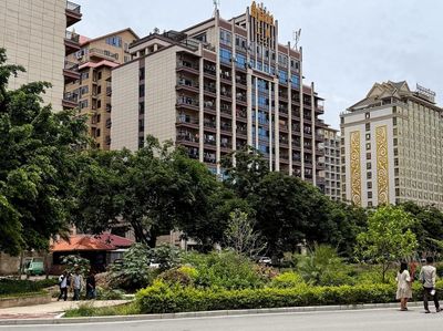 Ekonomi Sulit, Menkeu Naikkan Gaji PNS Tahun 2026 di Sini