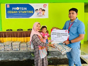 Alfamidi Salurkan Ratusan Ribu Telur untuk Tekan Stunting