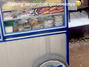 Viral Lamaran ala Gen Z, Bawa Gerobak Bakso ke Rumah, Tamu Bebas Ambil