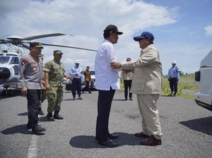 Momen Prabowo dan Sultan HB X Semobil ke Peresmian Jembatan Kabanaran
