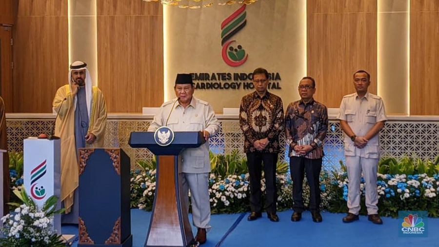 Presiden RI Prabowo menghadiri peresmian Rumah Sakit Kardiologi Emirates Indonesia di Solo, Jawa Tengah, Rabu (19/11/2025). (CNBC Indonesia/Emir Yanwardhana)