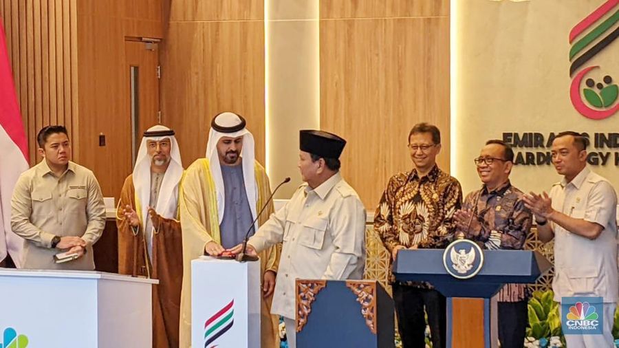 Presiden RI Prabowo menghadiri peresmian Rumah Sakit Kardiologi Emirates Indonesia di Solo, Jawa Tengah, Rabu (19/11/2025). (CNBC Indonesia/Emir Yanwardhana)