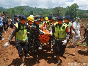 Operasi Pencarian Korban Longsor Cilacap Diperpanjang 3 Hari