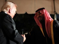 Media AS Sebut Arab Saudi Diam-Diam Lobi Trump agar Serang Iran