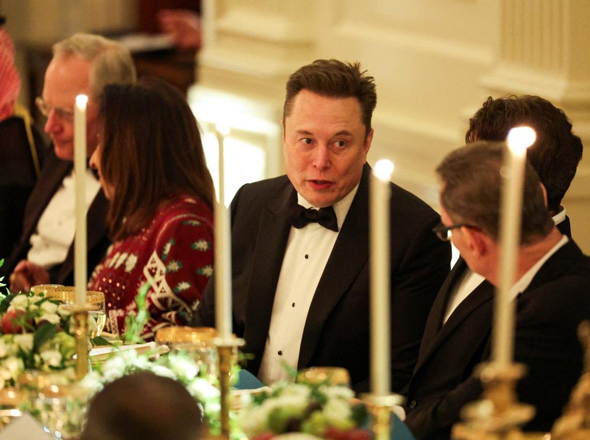 Elon Musk Marah Denda Besar Uni Eropa, Desak Pembubaran Uni Eropa