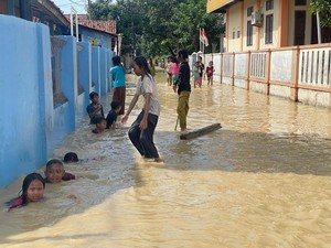 Wabup Jigus Cari Solusi Atasi Banjir di Waled Cirebon