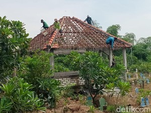 Makam Ulama Abal-abal di Lamongan Dibongkar, Namanya Terdengar Asing