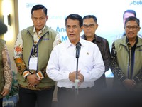 Rekor Stok Beras Bulog, Mentan Siapkan Gudang Baru Jelang Panen Raya