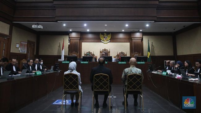 Breaking News: Eks Dirut ASDP Ira Puspadewi Divonis Penjara 4,5 Tahun