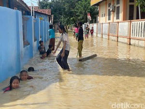 Normalisasi Sungai Ciberes Digenjot, Banjir Waled Butuh Penanganan 8 Km Lagi