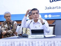 Ijazah-Gaji Ditahan Masuk 