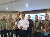 Mentan Amran Mendadak ke Kantor Bulog, Ada Apa?