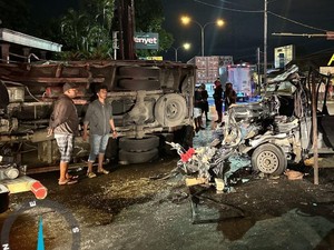 Sopir Pikap Tewas Tabrak Truk Usai Terobos Bangjo di Mojosongo Boyolali