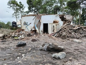 200 Rumah di Lumajang Rusak Disapu Awan Panas Erupsi Semeru