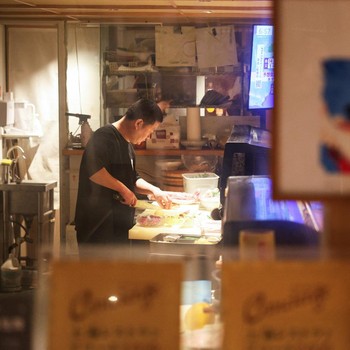 Korban Baru Konflik Jepang-China: Restoran Kena Imbas-Bisnis Anjlok