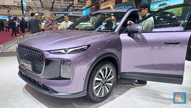 Mobil China Ini Rilis Versi Setir Kanan, Indonesia Negara Pertama!
