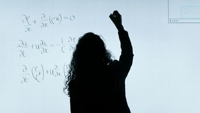 Bahaya atau Tidak AI Jago Berhitung, Guru Matematika Bisa Apa?